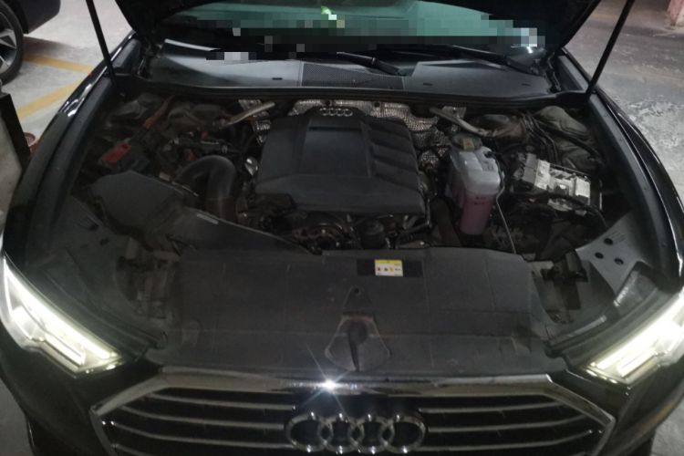 Used Audi A6L 2020 40 TFSI Luxury Dynamic Edition Engine Bay
