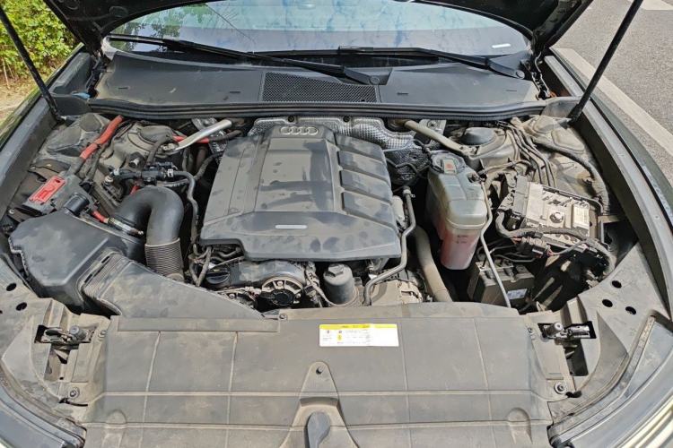 Used Audi A6L 2020 45 TFSI Prestige Dynamic Edition Engine Bay