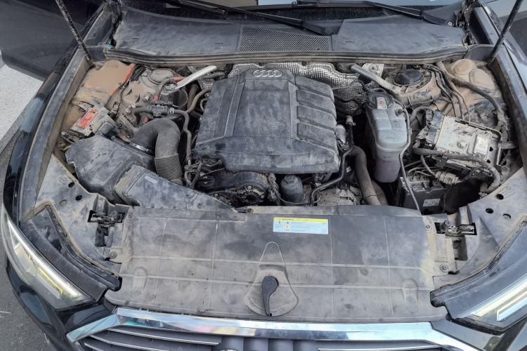 Used Audi A6L 2020 40 TFSI Luxury Dynamic Edition Engine Bay
