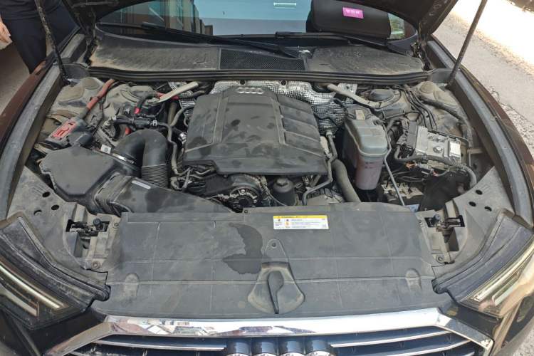 Used Audi A6L 2020 40 TFSI Luxury Prestige Edition Engine Bay