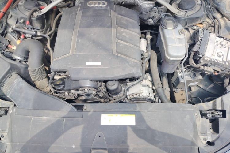 Used Audi A6L 2020 40 TFSI Luxury Dynamic Edition Engine Bay