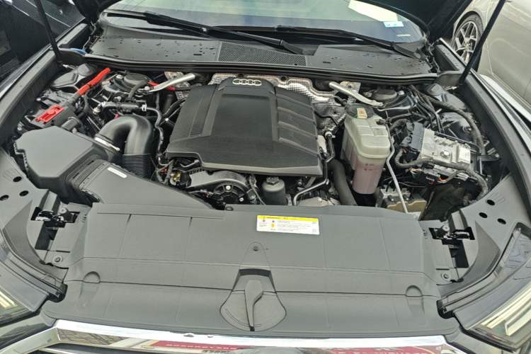 Used Audi A6L 2020 45 TFSI Prestige Elegant Edition Engine Bay