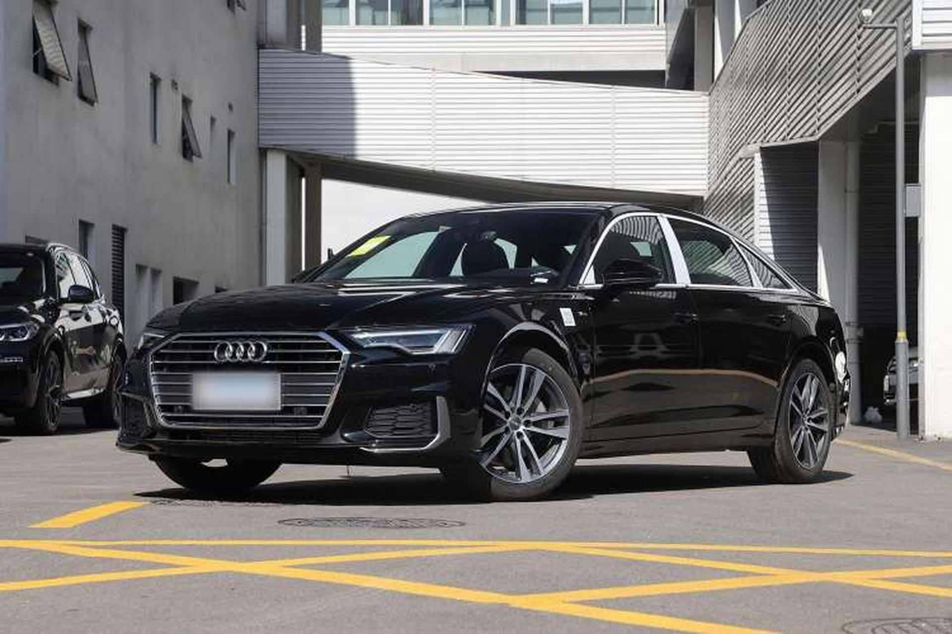 Used Audi A6L 2020 40 TFSI Luxury Dynamic Edition Front Left 45 Deg
