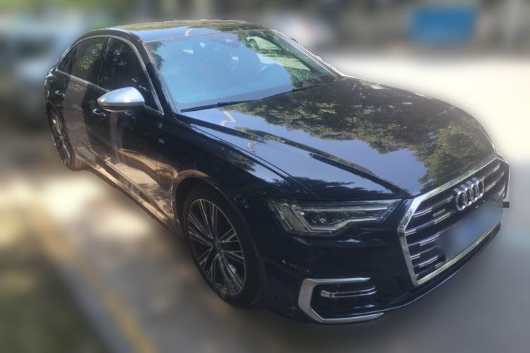 Used Audi A6L 2020 40 TFSI Luxury Dynamic Edition Front Right 45 Deg