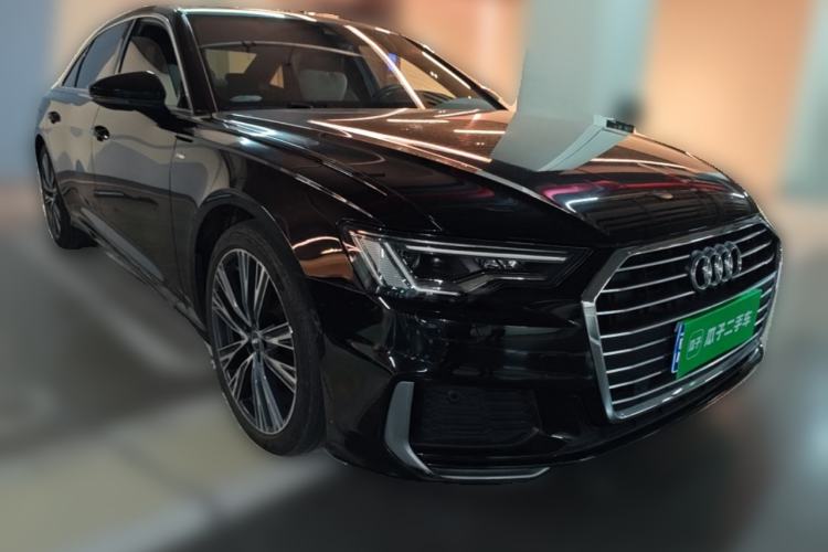 Used Audi A6L 2020 40 TFSI Luxury Dynamic Edition Front Right 45 Deg