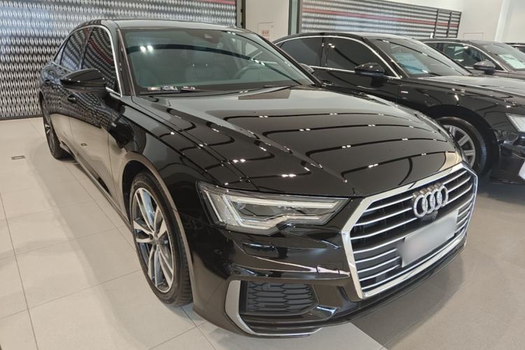 Used Audi A6L 2020 40 TFSI Luxury Dynamic Edition Front Right 45 Deg