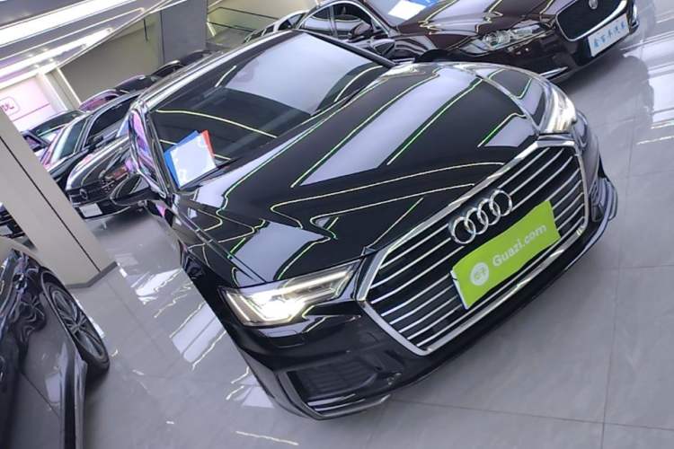 Used Audi A6L 2020 40 TFSI Luxury Dynamic Edition Front Right 45 Deg