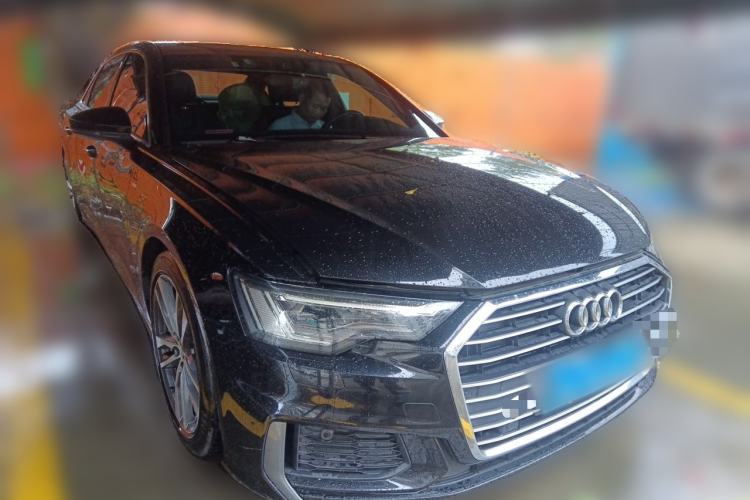 Used Audi A6L 2020 40 TFSI Luxury Dynamic Edition Front Right 45 Deg