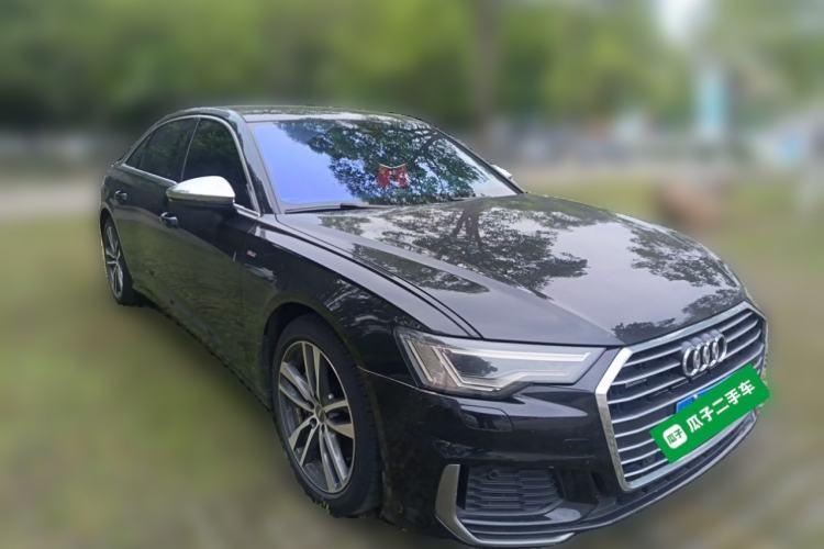 Used Audi A6L 2020 40 TFSI Luxury Dynamic Edition Front Right 45 Deg