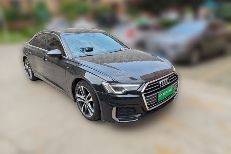 Used Audi A6L 2020 40 TFSI Luxury Dynamic Edition Front Right 45 Deg