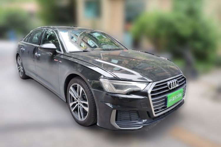 Used Audi A6L 2020 40 TFSI Luxury Dynamic Edition Front Right 45 Deg