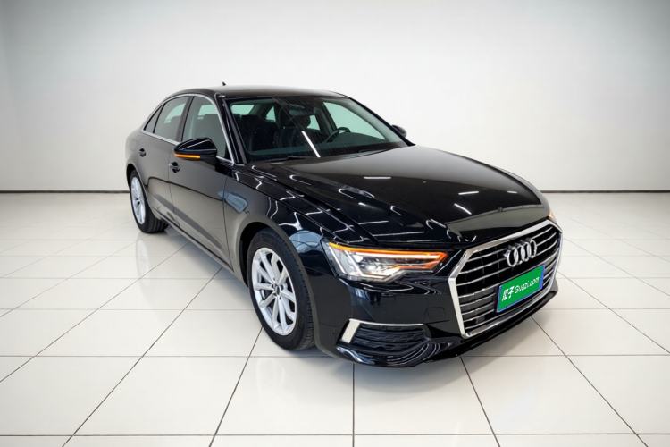 Used Audi A6L 2020 40 TFSI Luxury Prestige Edition Front Right 45 Deg