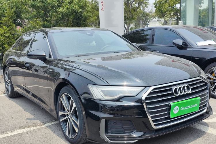 Used Audi A6L 2020 40 TFSI Luxury Dynamic Edition Front Right 45 Deg