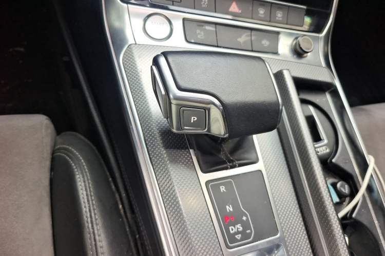 Used Audi A6L 2020 45 TFSI quattro Prestige Dynamic Edition Gear Lever