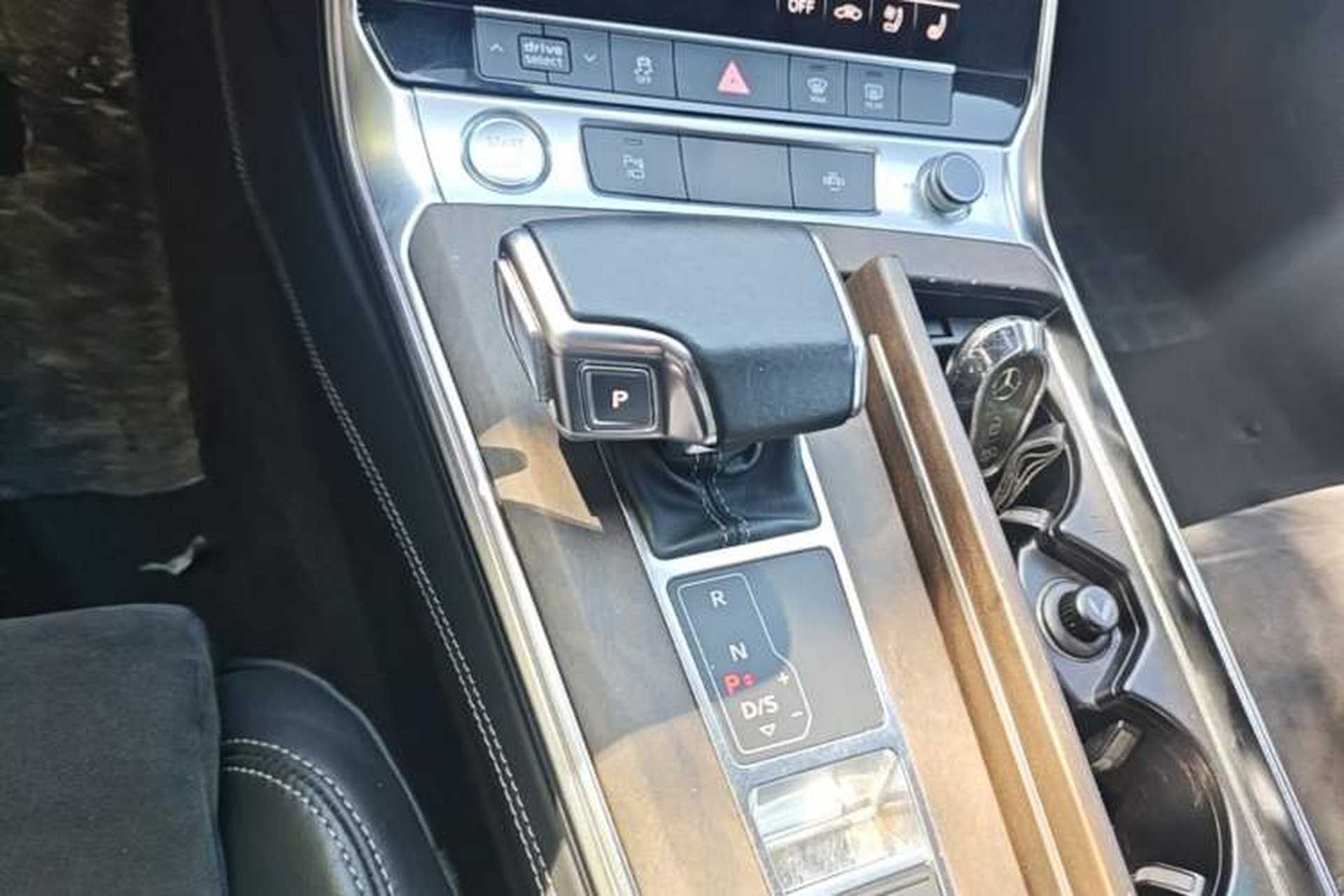 Used Audi A6L 2020 55 TFSI quattro Prestige Dynamic Edition Gear Lever