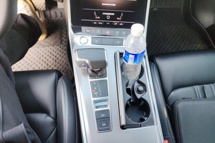 Used Audi A6L 2020 40 TFSI Luxury Dynamic Edition Gear Lever