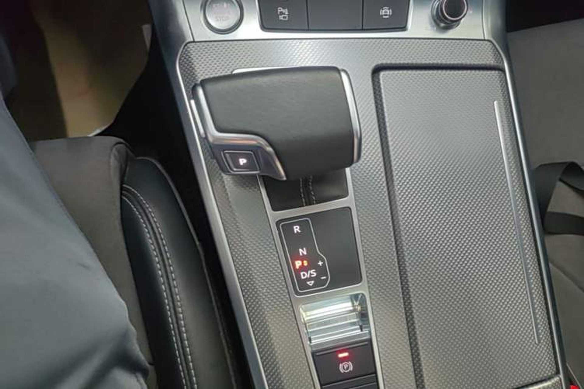 Used Audi A6L 2020 40 TFSI Luxury Dynamic Edition Gear Lever