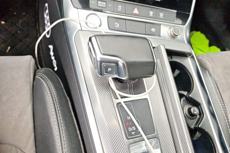 Used Audi A6L 2020 45 TFSI Prestige Dynamic Edition Gear Lever