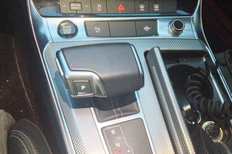 Used Audi A6L 2020 45 TFSI Prestige Dynamic Edition Gear Lever