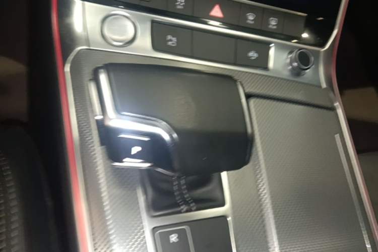Used Audi A6L 2020 40 TFSI Luxury Dynamic Edition Gear Lever