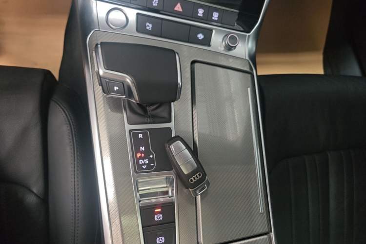 Used Audi A6L 2020 45 TFSI quattro Prestige Elegant Edition Gear Lever