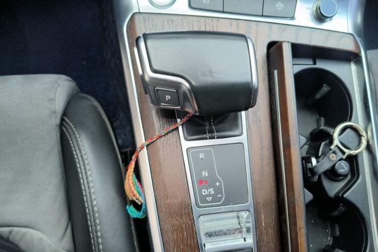 Used Audi A6L 2020 45 TFSI Prestige Dynamic Edition Gear Lever