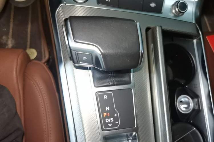 Used Audi A6L 2020 45 TFSI Prestige Elegant Edition Gear Lever