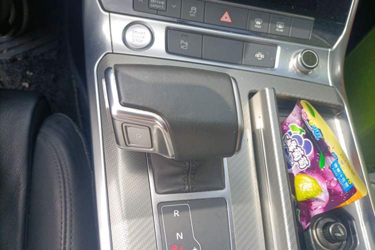 Used Audi A6L 2020 40 TFSI Luxury Prestige Edition Gear Lever