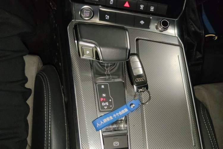 Used Audi A6L 2020 40 TFSI Luxury Dynamic Edition Gear Lever