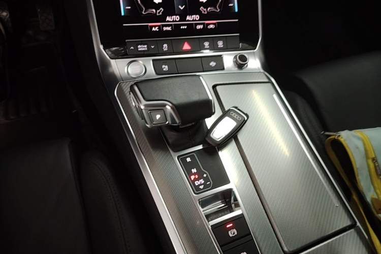 Used Audi A6L 2020 40 TFSI Luxury Prestige Edition Gear Lever