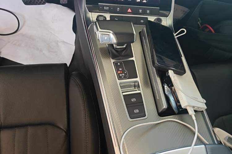 Used Audi A6L 2020 45 TFSI Prestige Elegant Edition Gear Lever