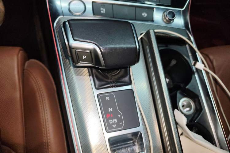 Used Audi A6L 2020 45 TFSI quattro Prestige Elegant Edition Gear Lever
