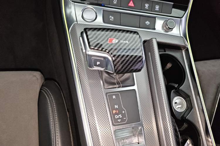 Used Audi A6L 2020 40 TFSI Luxury Dynamic Edition Gear Lever