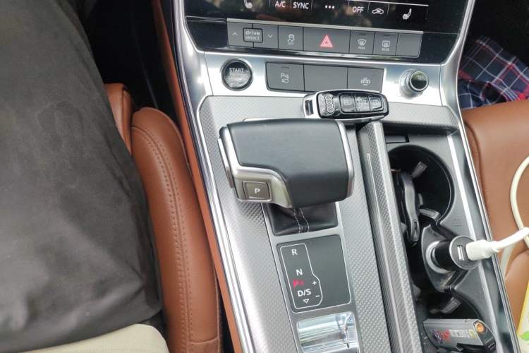 Used Audi A6L 2020 45 TFSI Prestige Dynamic Edition Gear Lever