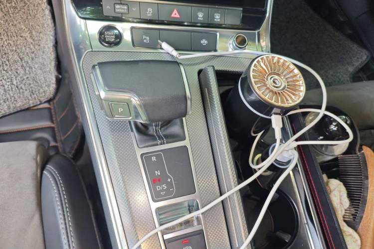 Used Audi A6L 2020 40 TFSI Luxury Dynamic Edition Gear Lever