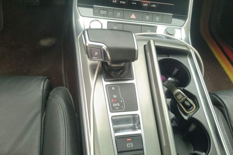 Used Audi A6L 2020 40 TFSI Luxury Prestige Edition Gear Lever