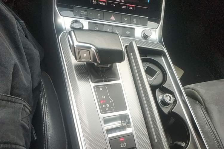 Used Audi A6L 2020 40 TFSI Luxury Dynamic Edition Gear Lever