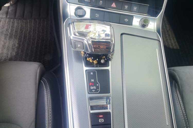 Used Audi A6L 2020 45 TFSI Prestige Dynamic Edition Gear Lever