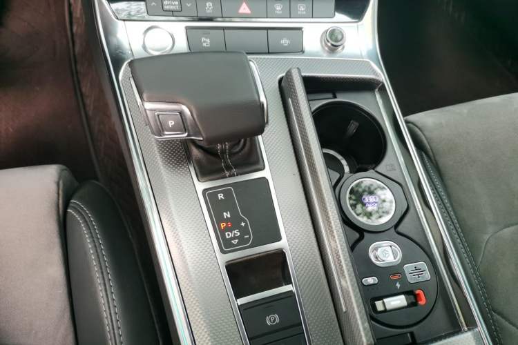 Used Audi A6L 2020 40 TFSI Luxury Prestige Edition Gear Lever