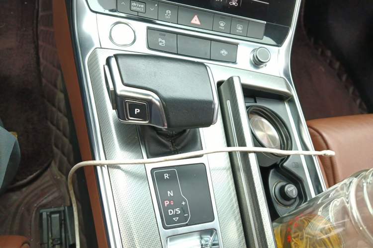 Used Audi A6L 2020 45 TFSI Prestige Elegant Edition Gear Lever