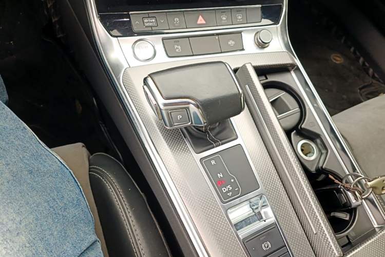Used Audi A6L 2020 45 TFSI Prestige Dynamic Edition Gear Lever