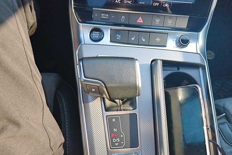 Used Audi A6L 2020 45 TFSI Prestige Dynamic Edition Gear Lever