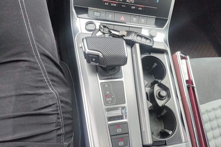 Used Audi A6L 2020 45 TFSI Prestige Dynamic Edition Gear Lever
