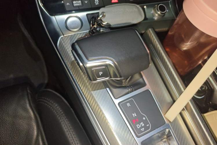 Used Audi A6L 2020 45 TFSI Prestige Elegant Edition Gear Lever
