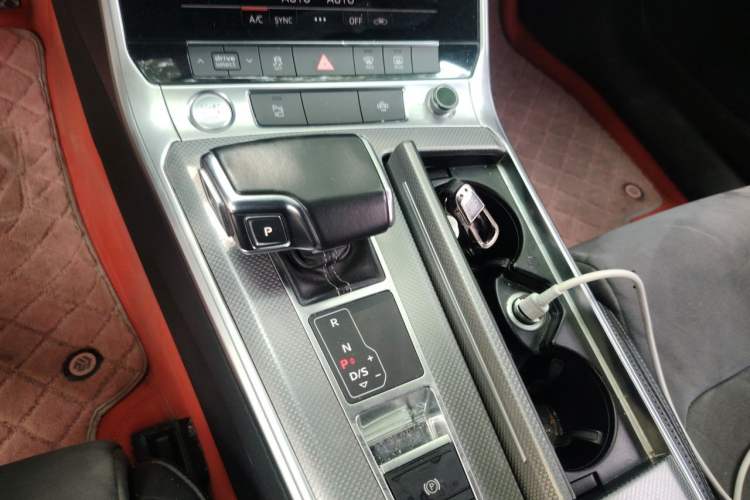 Used Audi A6L 2020 40 TFSI Luxury Dynamic Edition Gear Lever