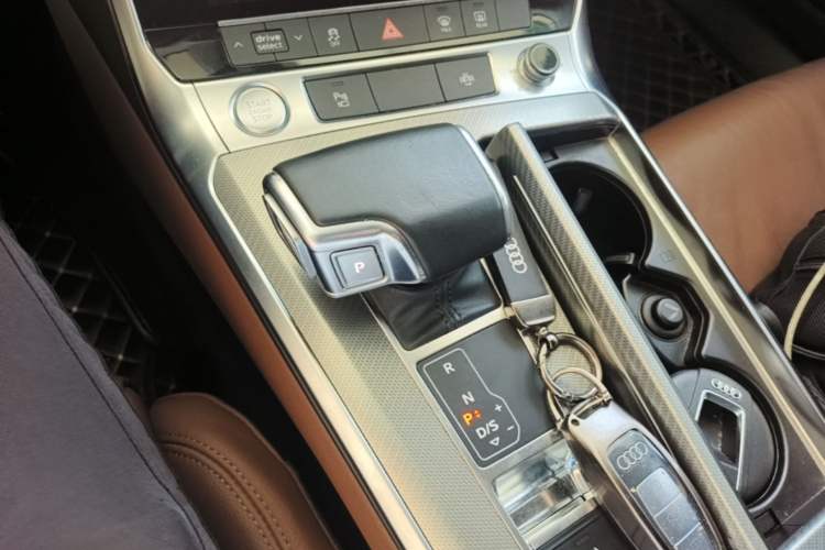 Used Audi A6L 2020 40 TFSI Luxury Prestige Edition Gear Lever