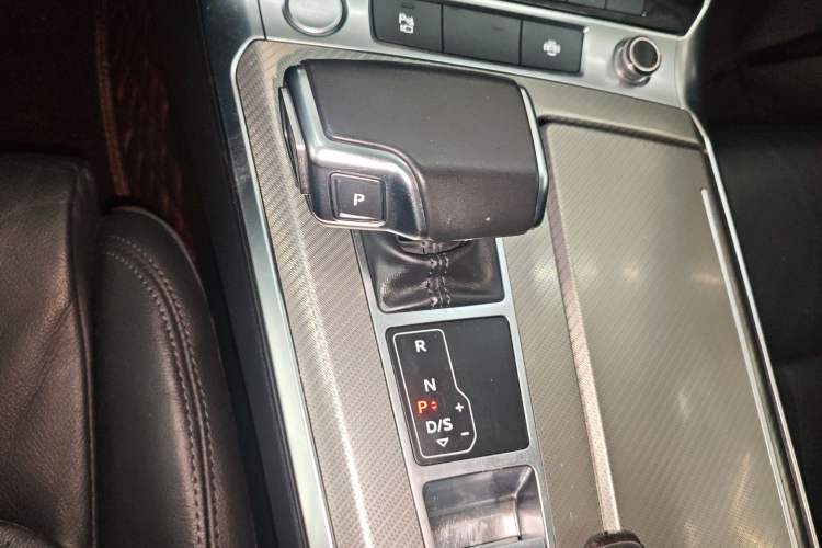 Used Audi A6L 2020 40 TFSI Luxury Prestige Edition Gear Lever