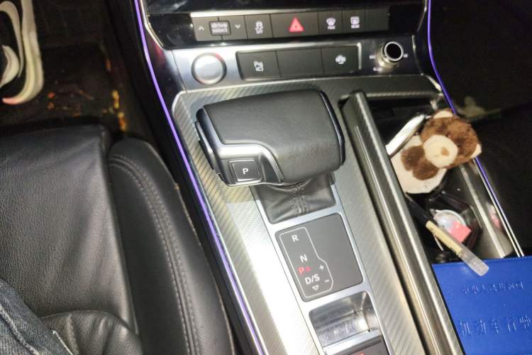 Used Audi A6L 2020 45 TFSI quattro Prestige Elegant Edition Gear Lever