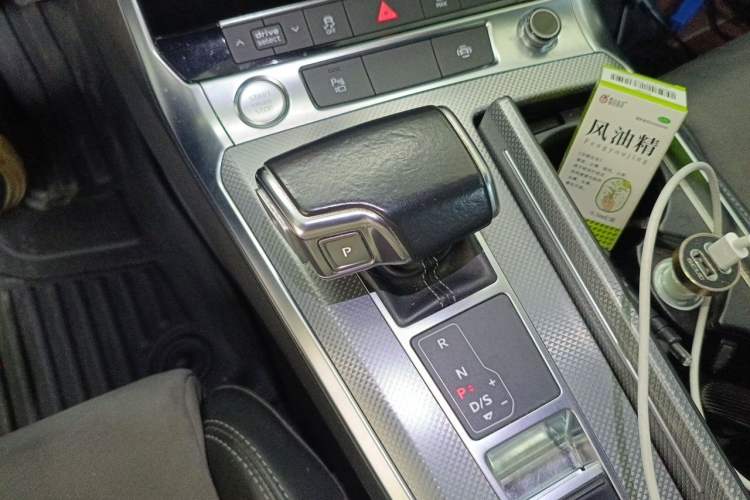 Used Audi A6L 2020 40 TFSI Luxury Dynamic Edition Gear Lever