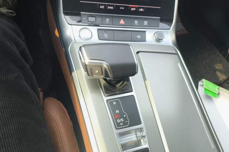 Used Audi A6L 2020 40 TFSI Luxury Prestige Edition Gear Lever